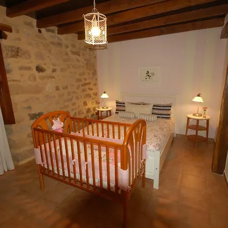Gospodarstwo wiejskie Casa Rural Nampara Cabanas de Virtus